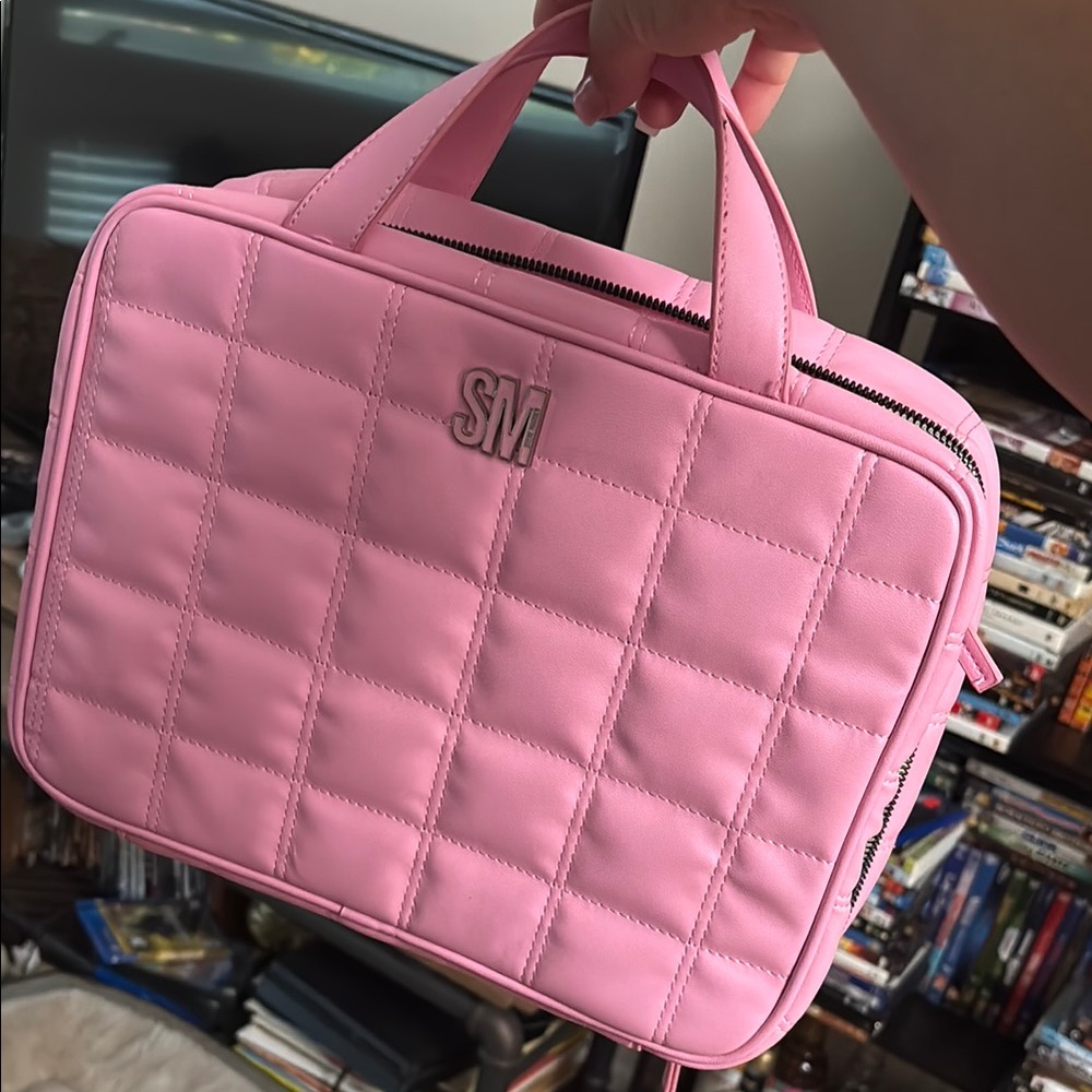Steve Madden Pink Quilted Cosmetic Bag with Handle - Picture 4 of 4